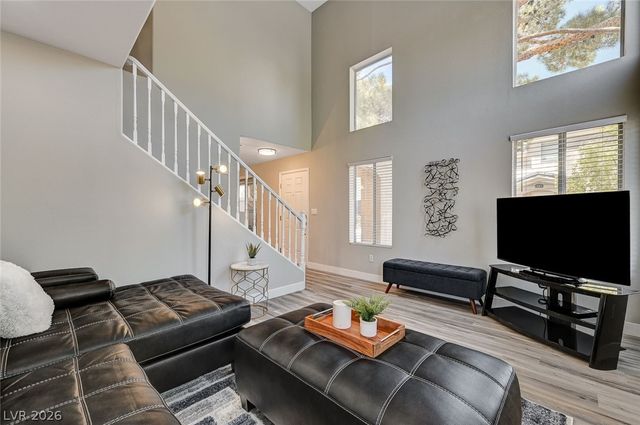 3950 South Sandhill Road 124, Las Vegas, NV 89121