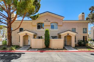 3950 South Sandhill Road 124, Las Vegas, NV 89121