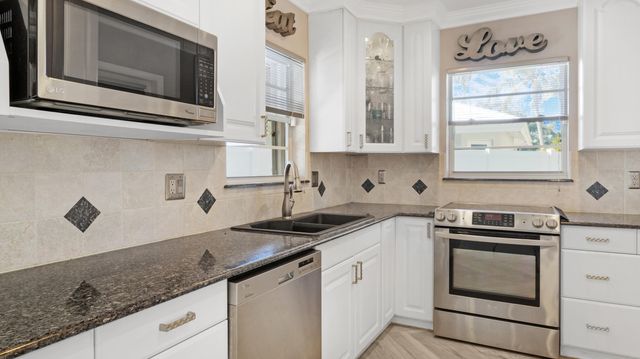 1222 SE 5th Court, Deerfield Beach, FL 33441