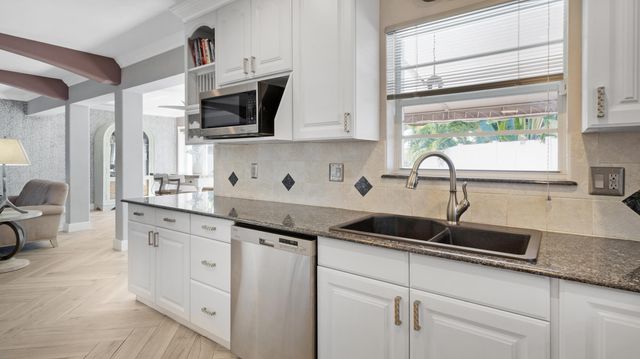 1222 SE 5th Court, Deerfield Beach, FL 33441