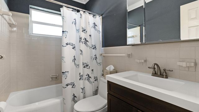 1222 SE 5th Court, Deerfield Beach, FL 33441