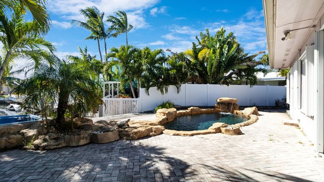 1222 SE 5th Court, Deerfield Beach, FL 33441