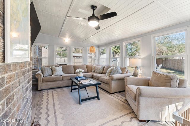 102 Ellen Court, Summerville, SC 29483