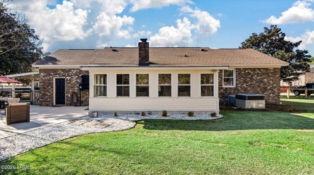 102 Ellen Court, Summerville, SC 29483