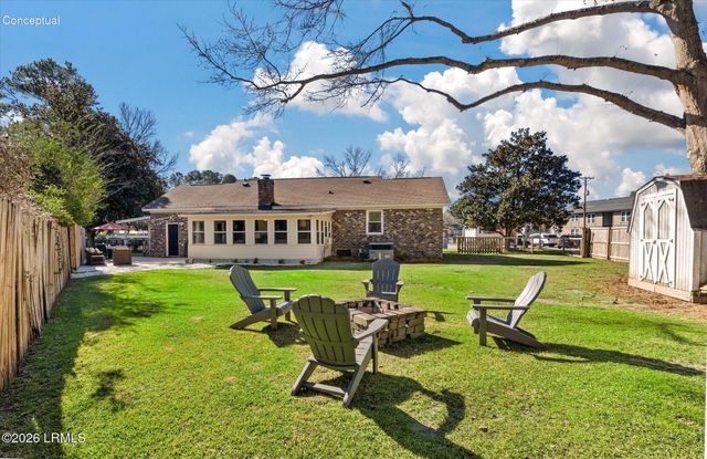 102 Ellen Court, Summerville, SC 29483