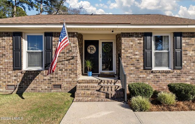 102 Ellen Court, Summerville, SC 29483