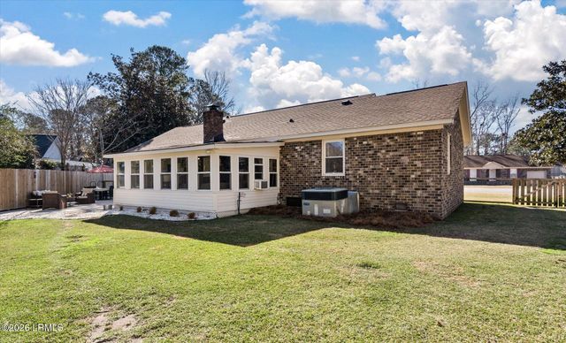 102 Ellen Court, Summerville, SC 29483