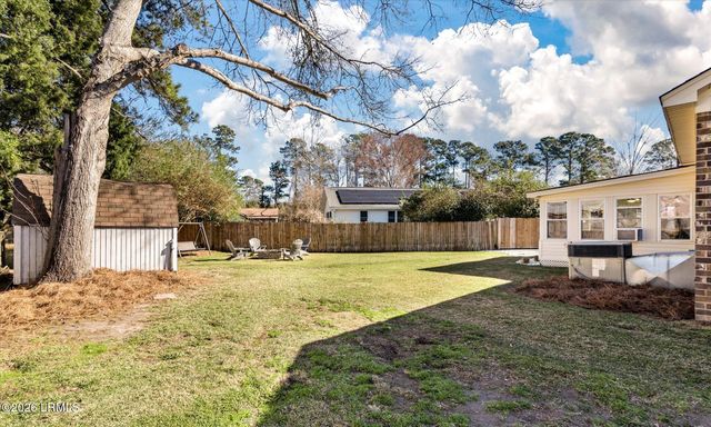 102 Ellen Court, Summerville, SC 29483