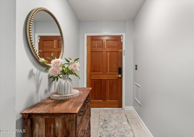 102 Ellen Court, Summerville, SC 29483