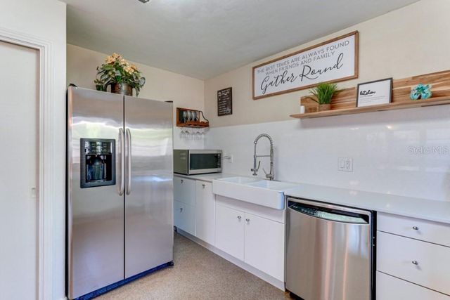 2301 KALIN LANE, Sarasota, FL 34231