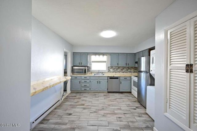 1141 Central Avenue Unit A, Colonie, NY 12205
