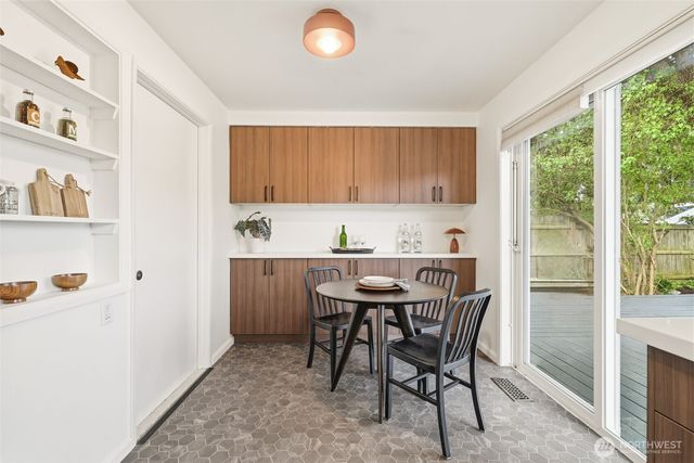 22618 87th Avenue W, Edmonds, WA 98026