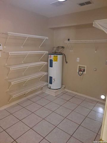 7155 STILL HOLLOW DR, San Antonio, TX 78244