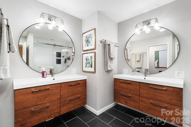 8700 Lorraine Drive, Charlotte, NC 28270