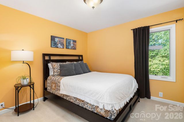 8700 Lorraine Drive, Charlotte, NC 28270