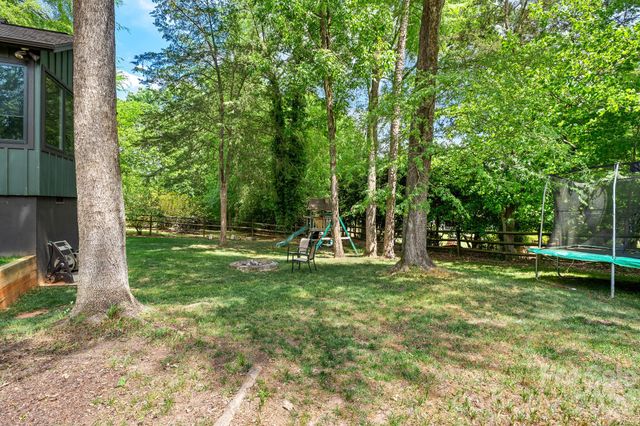 8700 Lorraine Drive, Charlotte, NC 28270