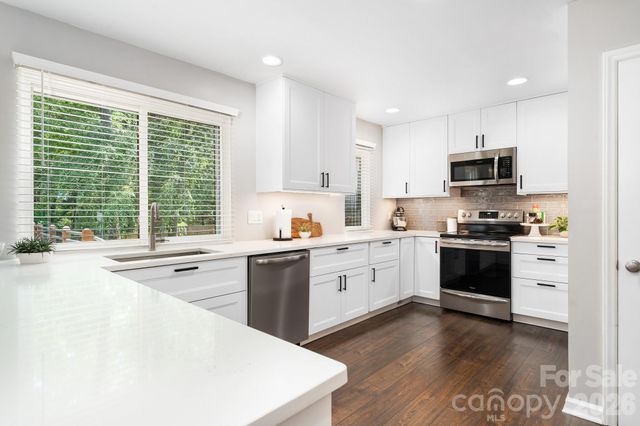 8700 Lorraine Drive, Charlotte, NC 28270