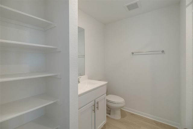 411 Mustang Lake CIR, Buda, TX 78610