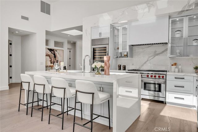 10 Rue Cannes, Newport Beach, CA 92660