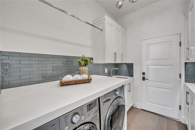10 Rue Cannes, Newport Beach, CA 92660
