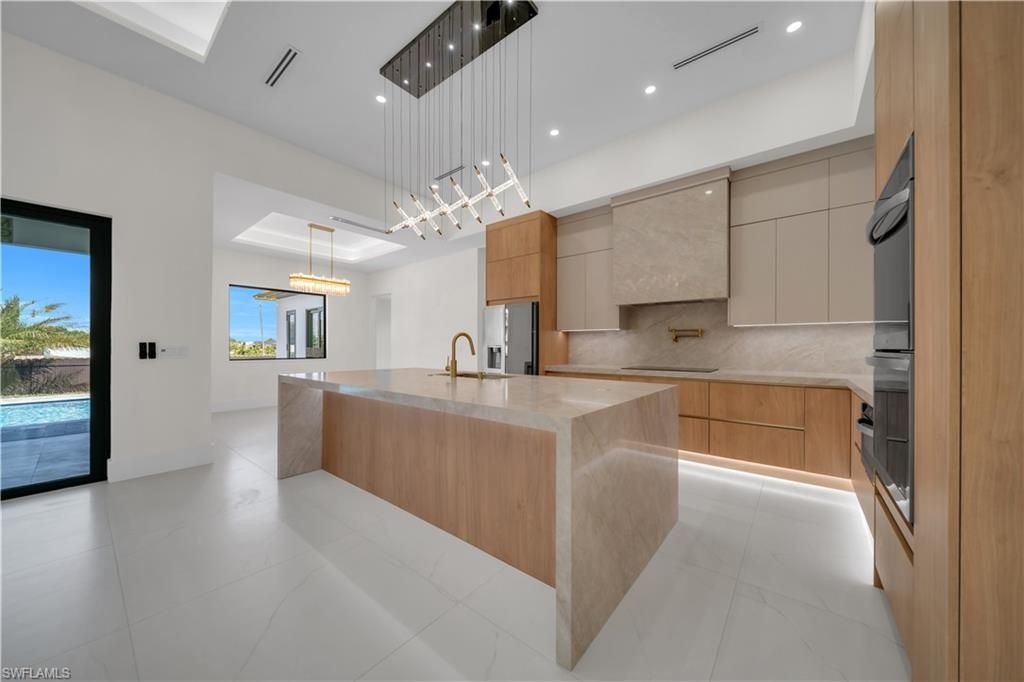 2421 Santa Barbara BLVD N, CAPE CORAL, FL 33993 — photo 4