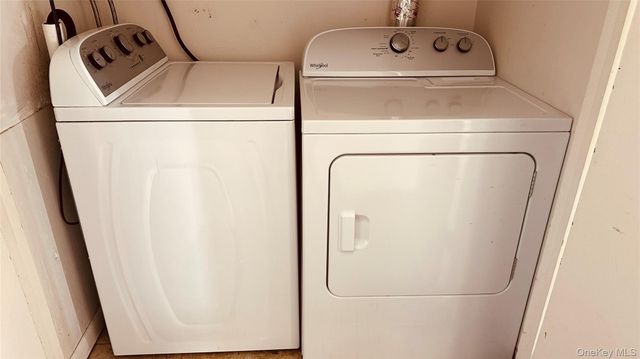 881 Albany Post Road 17, New Paltz, NY 12561