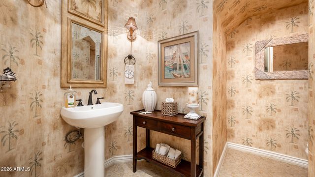 31808 N 19th Avenue, Phoenix, AZ 85085