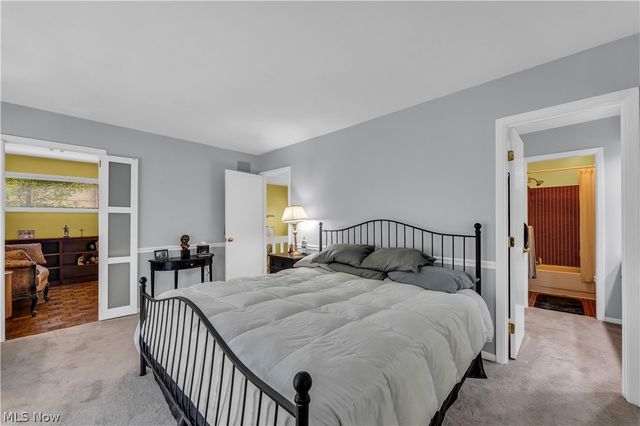 36 Oakshore Drive, Bratenahl, OH 44108