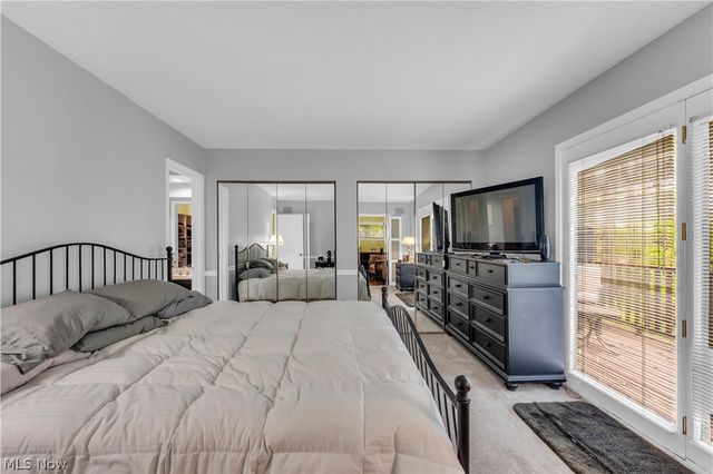 36 Oakshore Drive, Bratenahl, OH 44108
