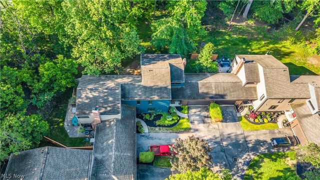 36 Oakshore Drive, Bratenahl, OH 44108