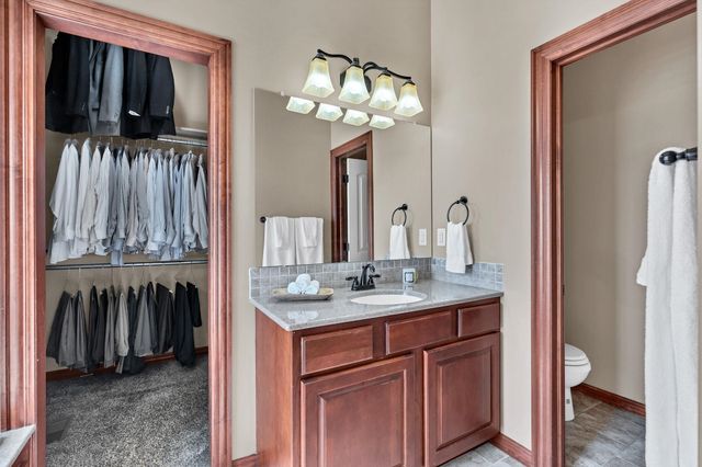 2418 N Springdale Cir, Wichita, KS 67228