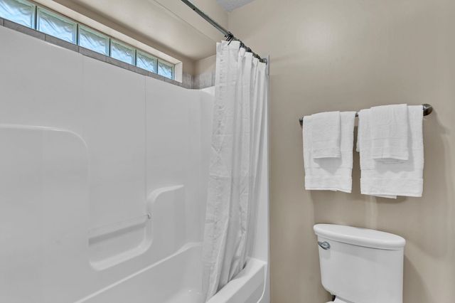 2418 N Springdale Cir, Wichita, KS 67228