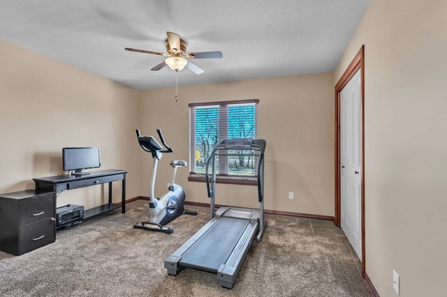 2418 N Springdale Cir, Wichita, KS 67228