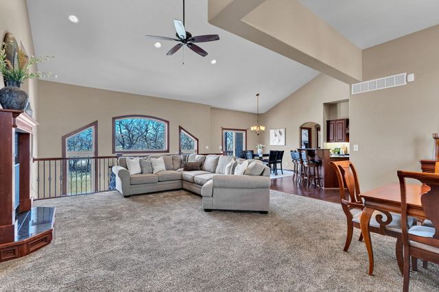 2418 N Springdale Cir, Wichita, KS 67228