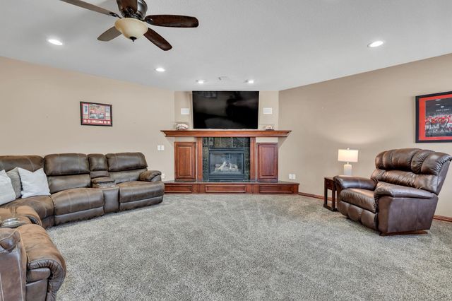 2418 N Springdale Cir, Wichita, KS 67228