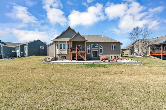 2418 N Springdale Cir, Wichita, KS 67228