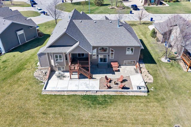 2418 N Springdale Cir, Wichita, KS 67228