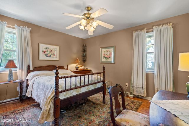 814 Cape Fear Boulevard, Carolina Beach, NC 28428