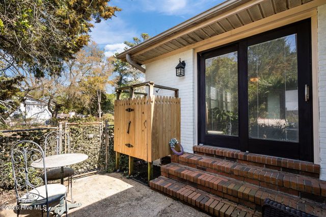 814 Cape Fear Boulevard, Carolina Beach, NC 28428