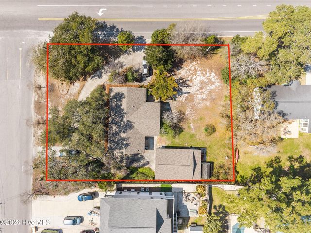 814 Cape Fear Boulevard, Carolina Beach, NC 28428