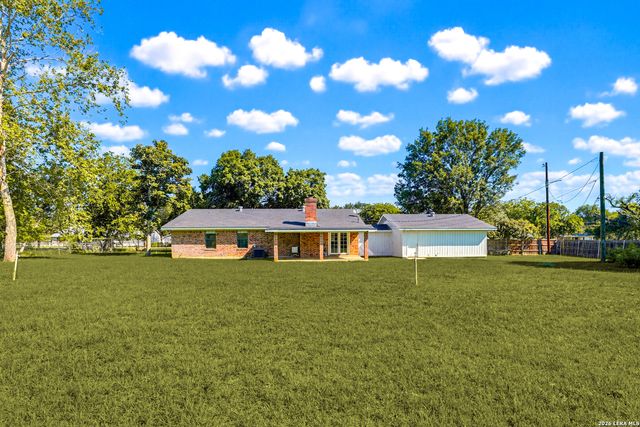 1350 MARY PREISS DR, New Braunfels, TX 78132