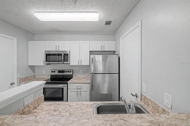 11901 4TH STREET N 1206, St Petersburg, FL 33716