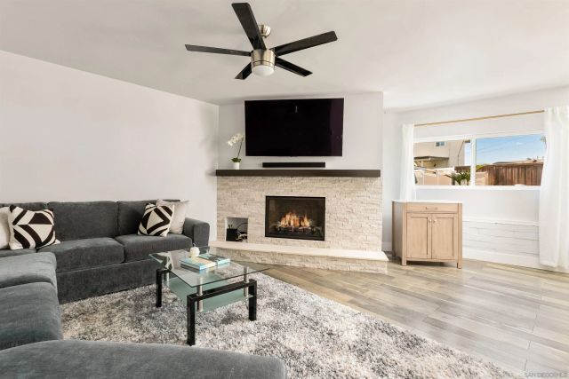 1412 Frankfort St, San Diego, CA 92110