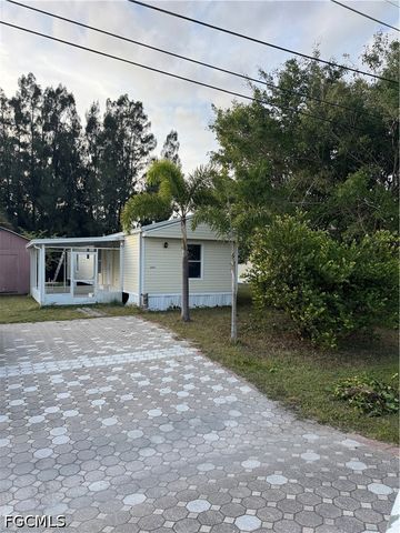 26677 Stardust DR, Bonita Springs, FL 34135