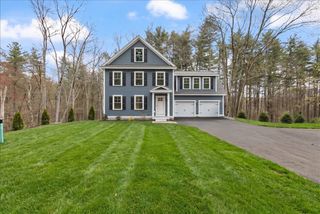 1152 Bridge St, Pelham, NH 03076