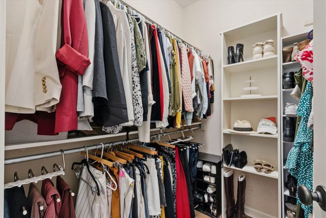 1012 RIVER CURRENTS DR, Memphis, TN 38103