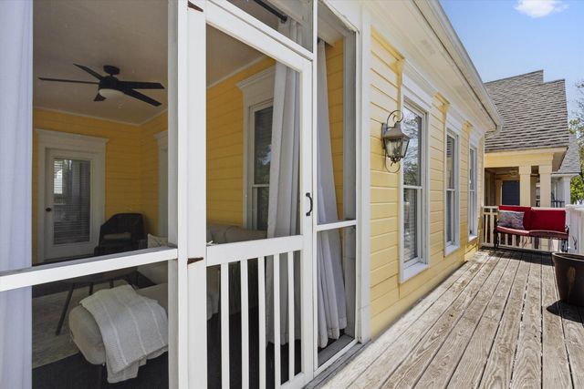 1012 RIVER CURRENTS DR, Memphis, TN 38103