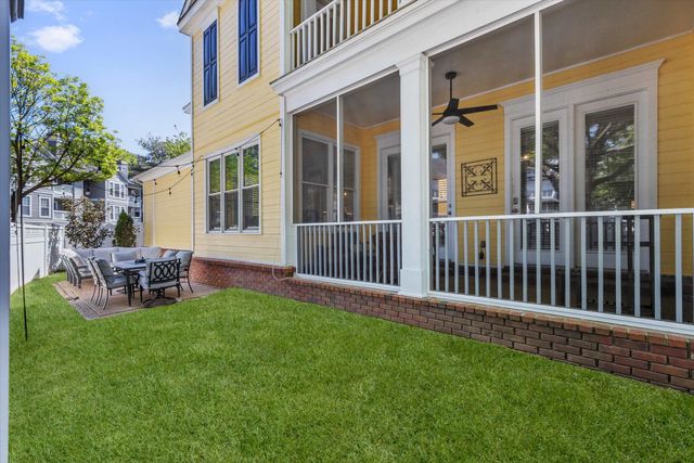 1012 RIVER CURRENTS DR, Memphis, TN 38103