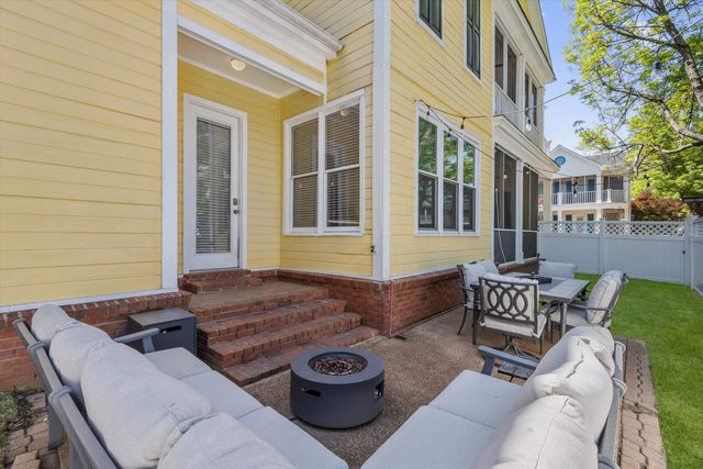 1012 RIVER CURRENTS DR, Memphis, TN 38103