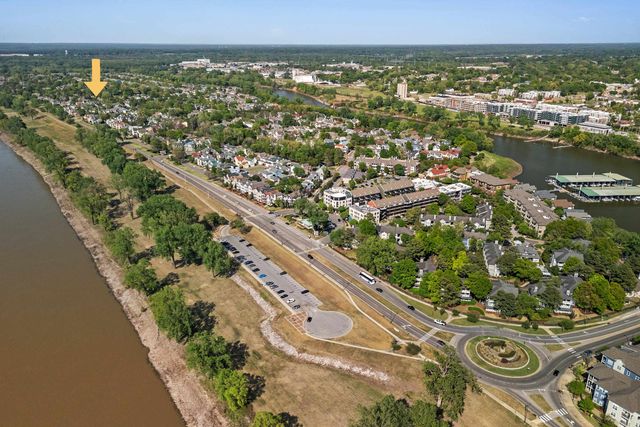 1012 RIVER CURRENTS DR, Memphis, TN 38103